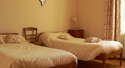 hebergement_Sanctuaire-Notre-Dame-de-Montligeon_Alencon_Orne_groupe_ressourcement_culture_tourisme_spiritualite_7 (Copier).jpg