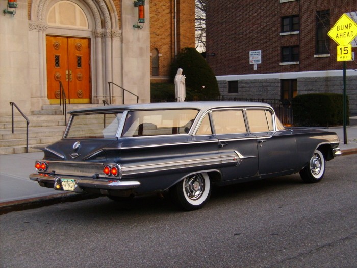 1960ChevroletNomad_02_1000.jpg