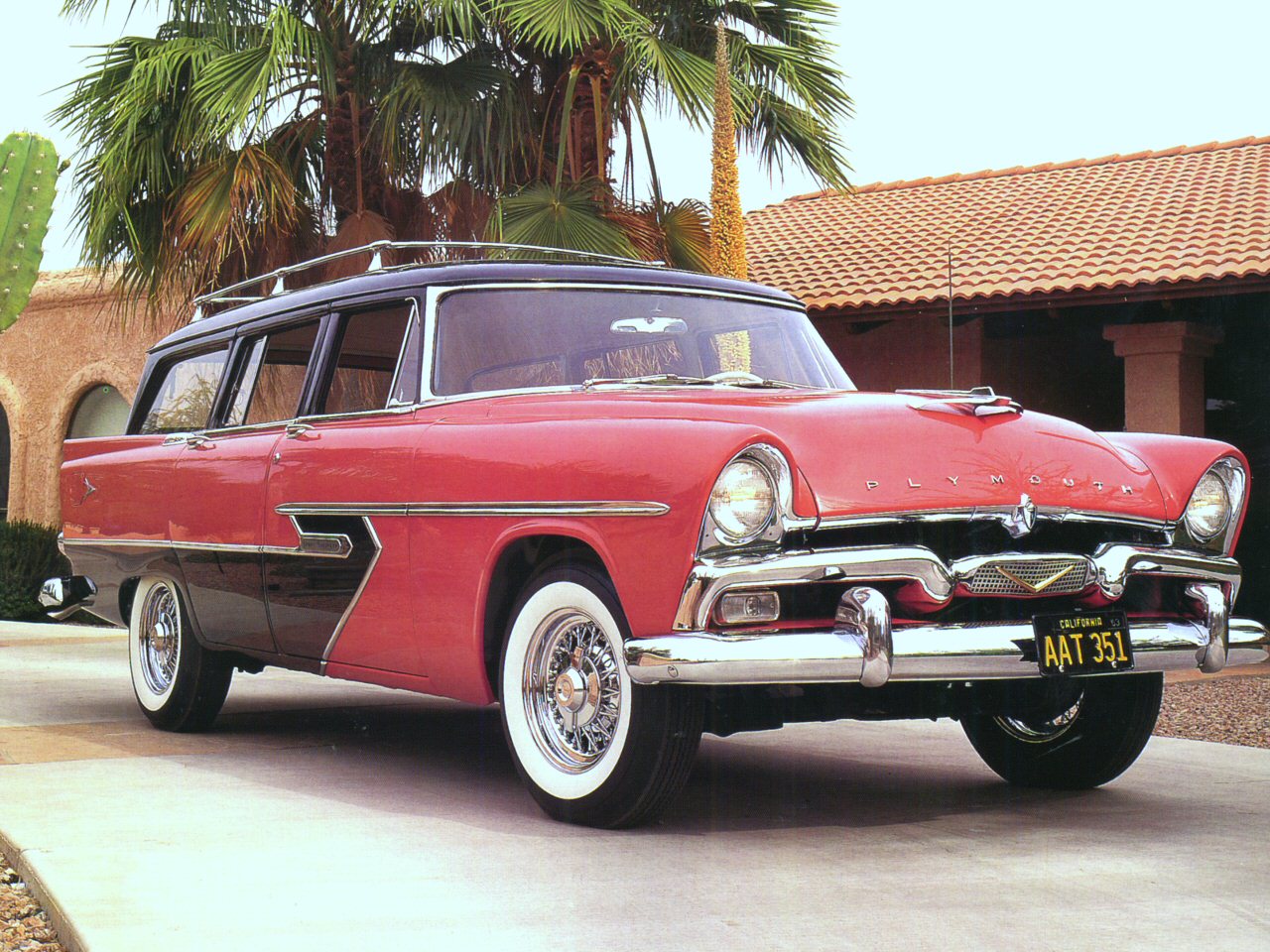 1956-Plymouth-Sport-Suburban-Station-Wagon-Coral-Black-fvr.jpg