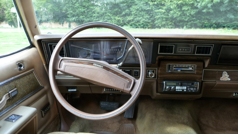 xx2010-08 Chevrolet Caprice 009.jpg