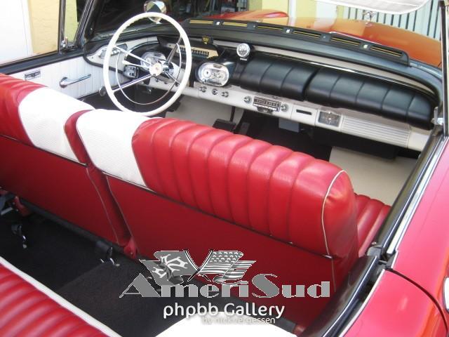 1957 Mercury Montclair convertible (phaéton)